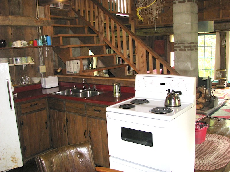 MacLeod Cottages Loft Kitchen